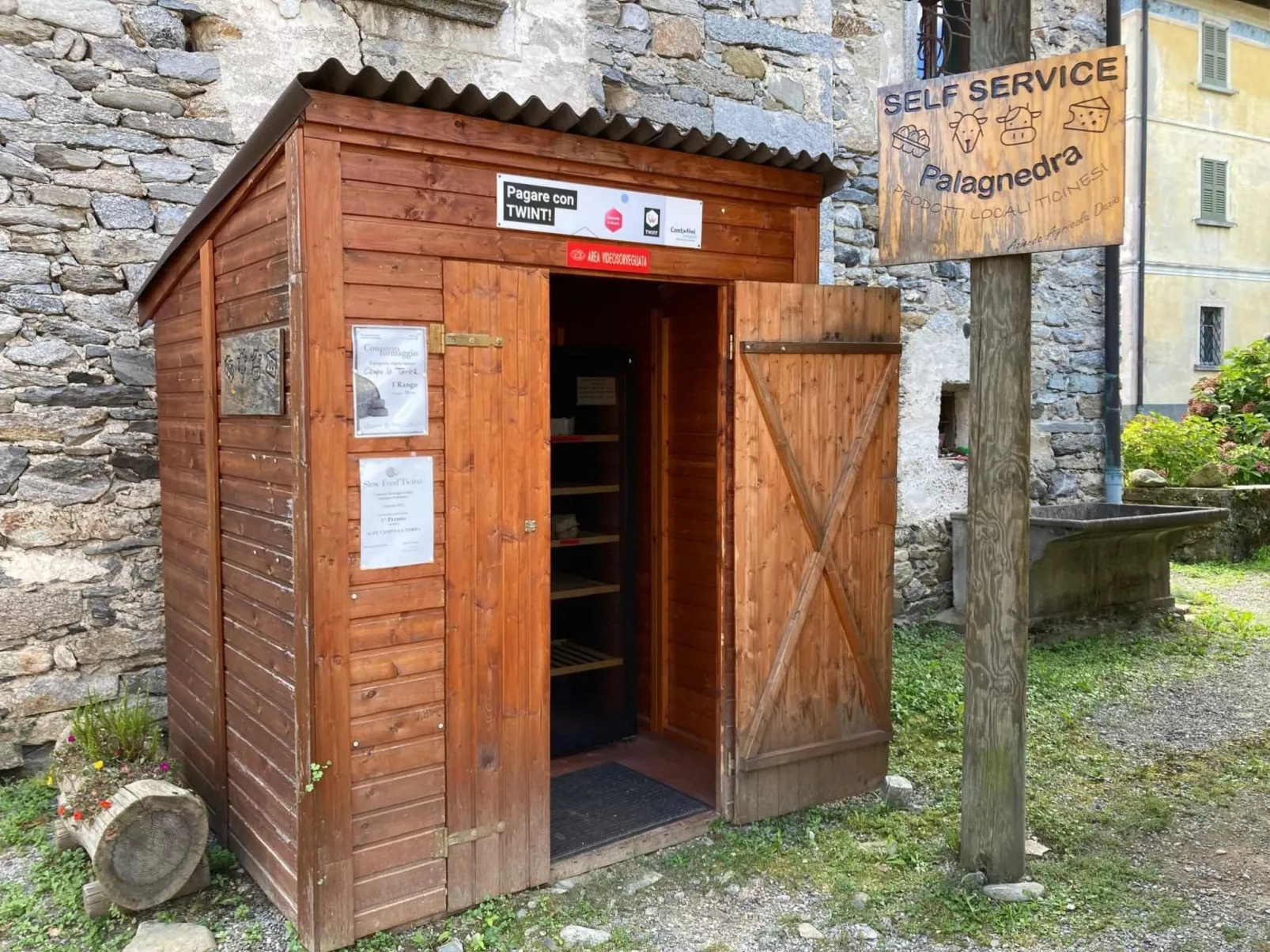 Al Sciresée House, am Fuße des geschützten Waldes-Dehors