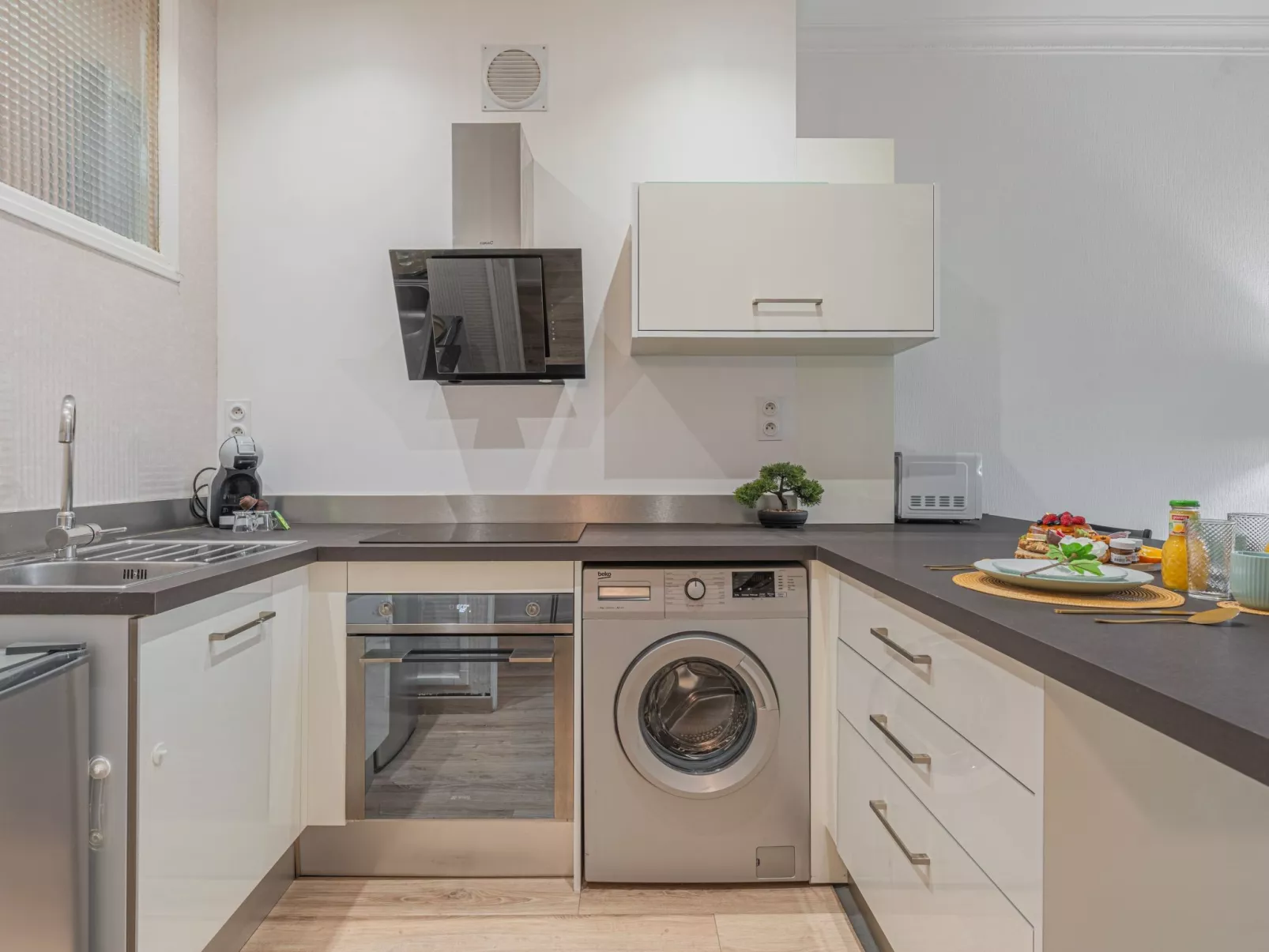 Ferienwohnung "Luxury Cinéphile"-Dedans