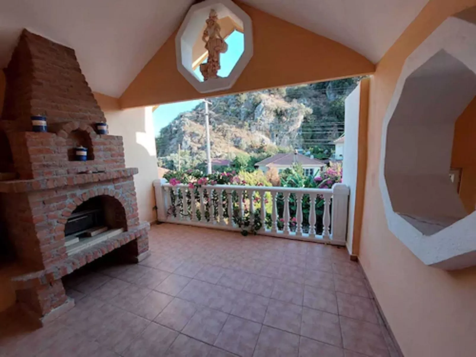 In Dalyan mit Bergblick-Image-tags.info