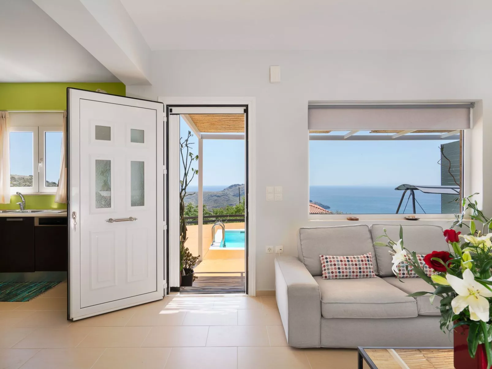 "Mirthios Panorama"-Inside