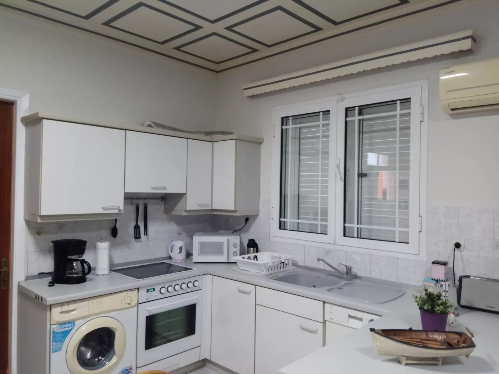 Alykes Beach-Image-tags.info