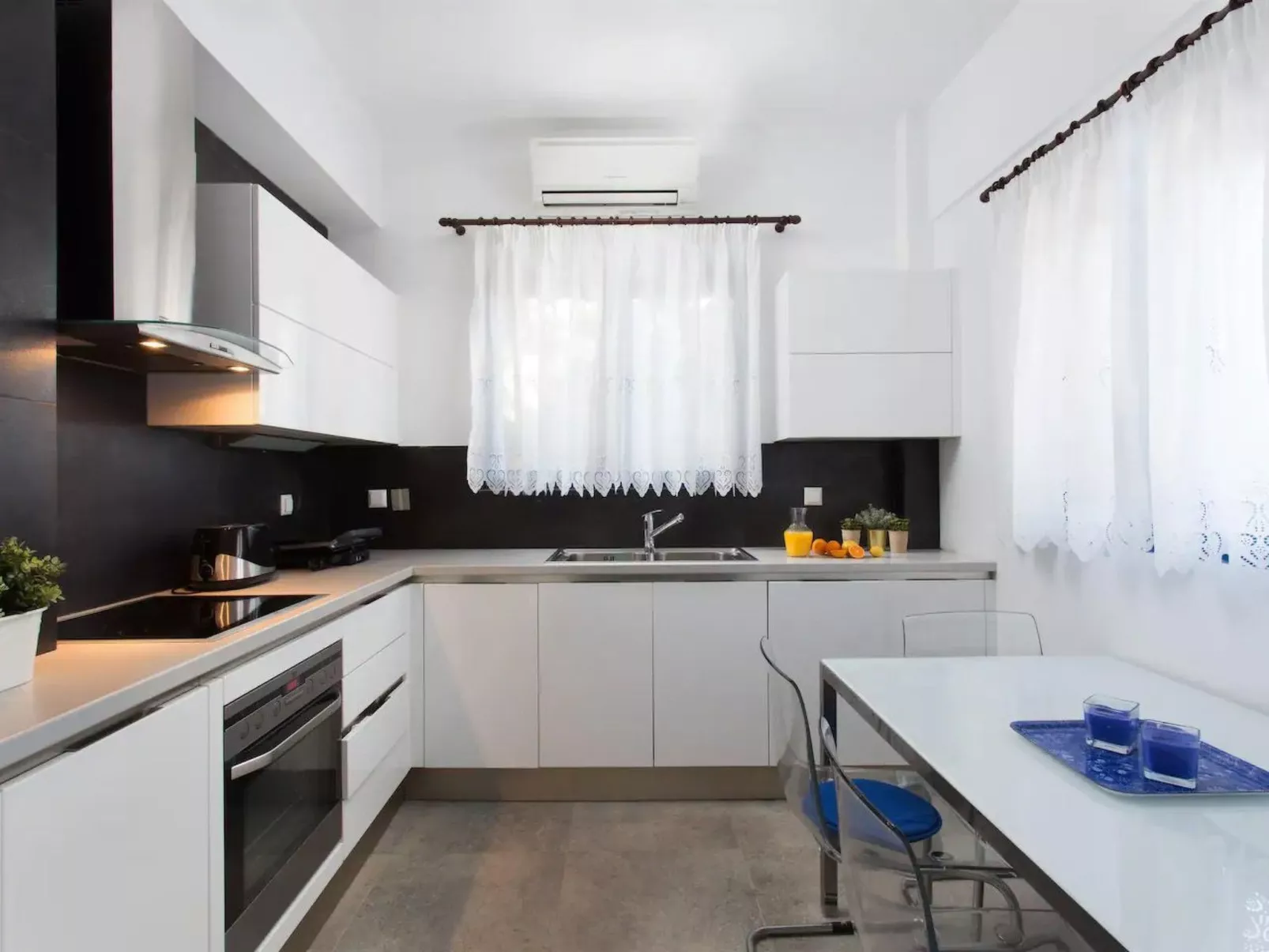 Ferienvilla "Aneli Luxury"-Image-tags.info