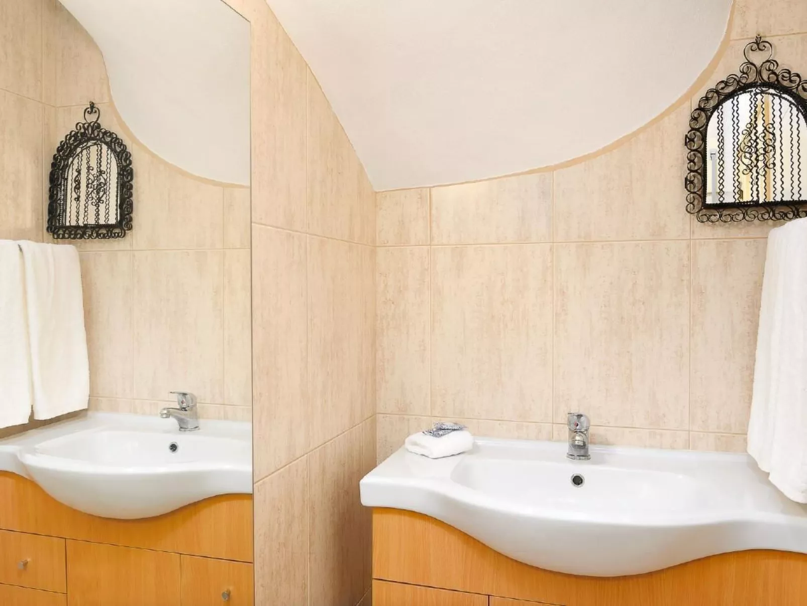 CRALS - Casa da Praceta-Drinnen