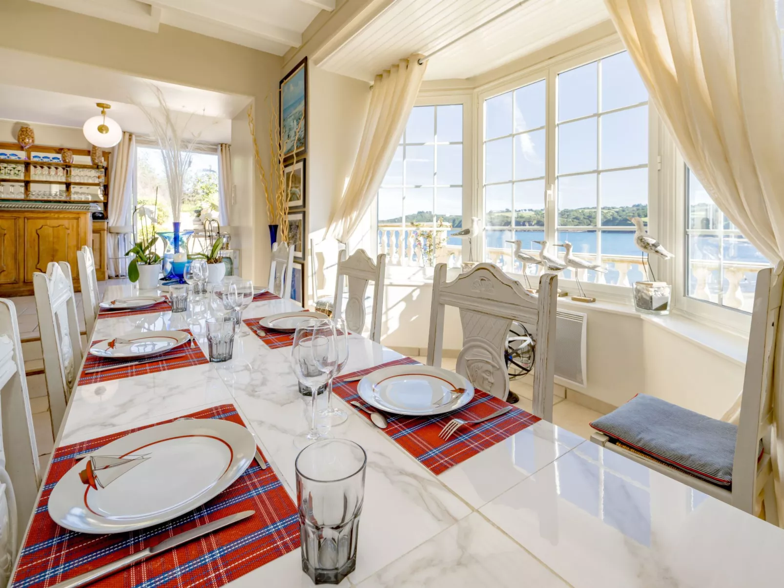 Villa "Ker House" mit Blick auf das Wasser-Inside