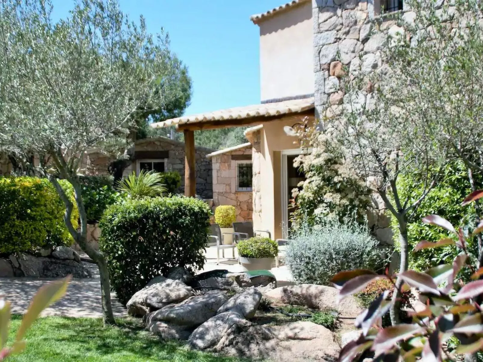 Luxusvilla aus Stein Concadoro-Outside