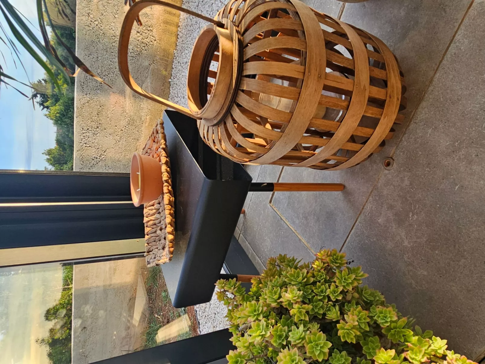 Mimos Robinsonhaus-Draußen