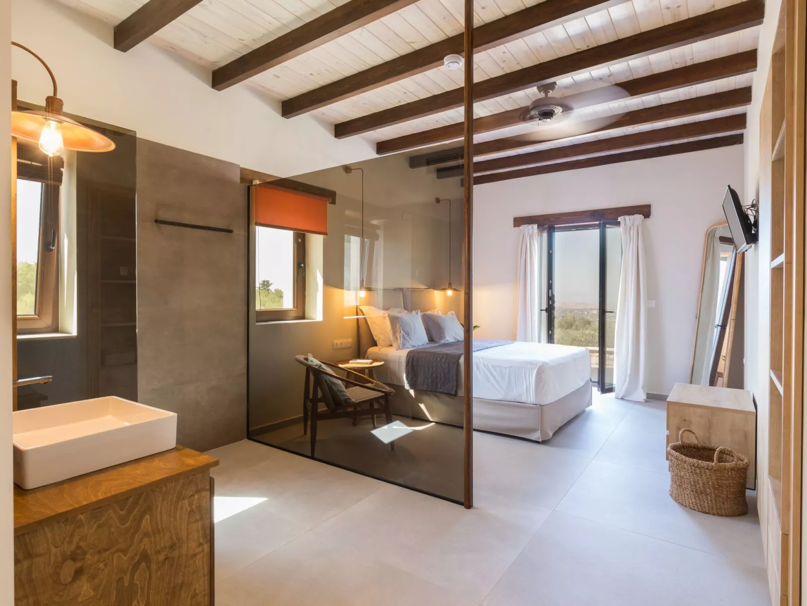 Brandneue Villa mit Meerblick, privatem Pool und Ping Pong-Dedans