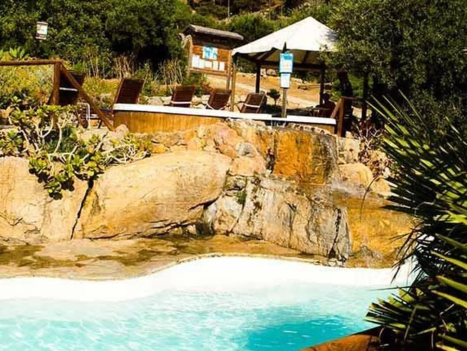 Wohnung in Marettimo mit Terrasse, gemeinsamem Pool und Garten-Dehors