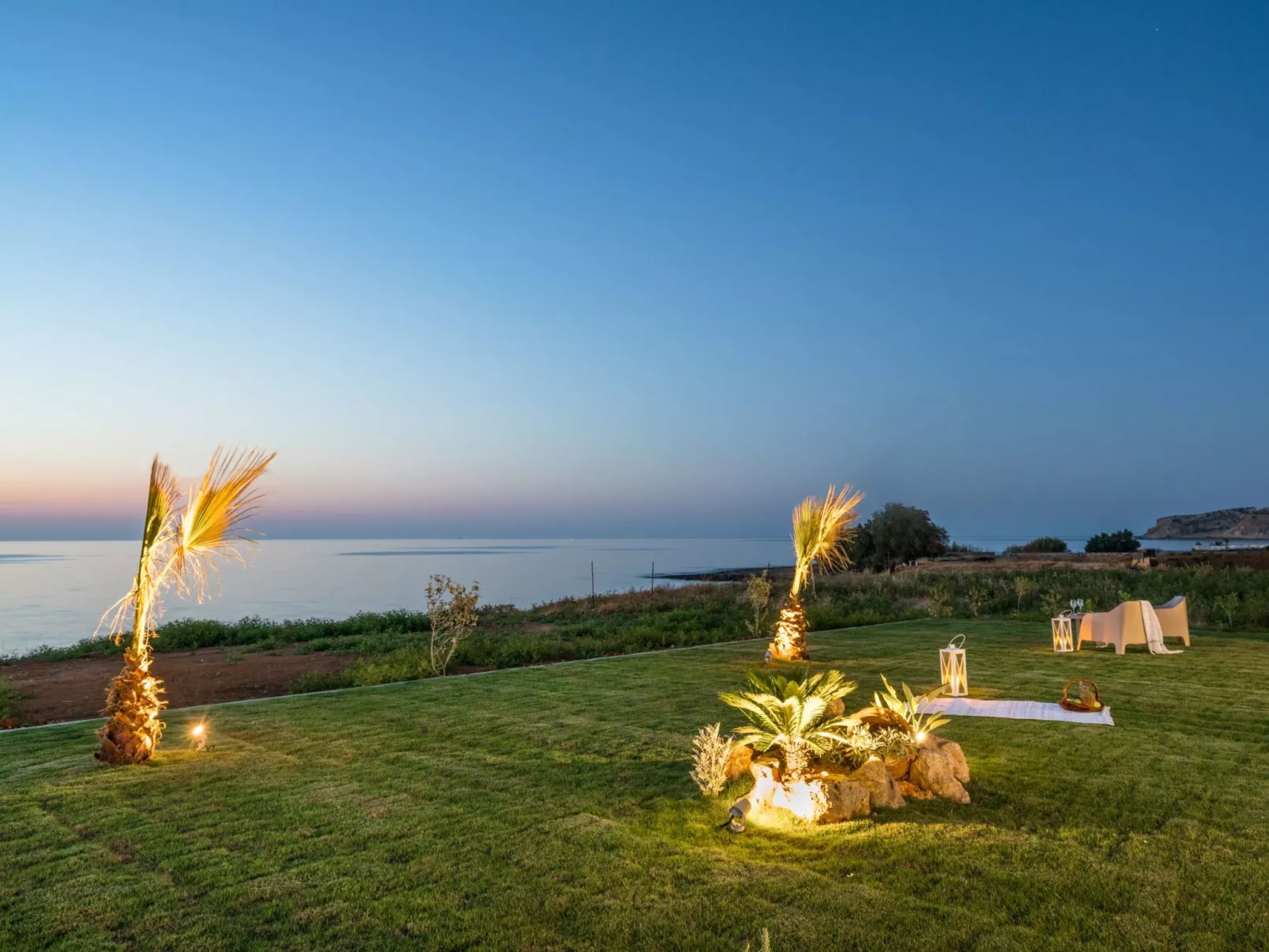 Villa am Strand mit Pool, Kinderbereich und BBQ-Outside