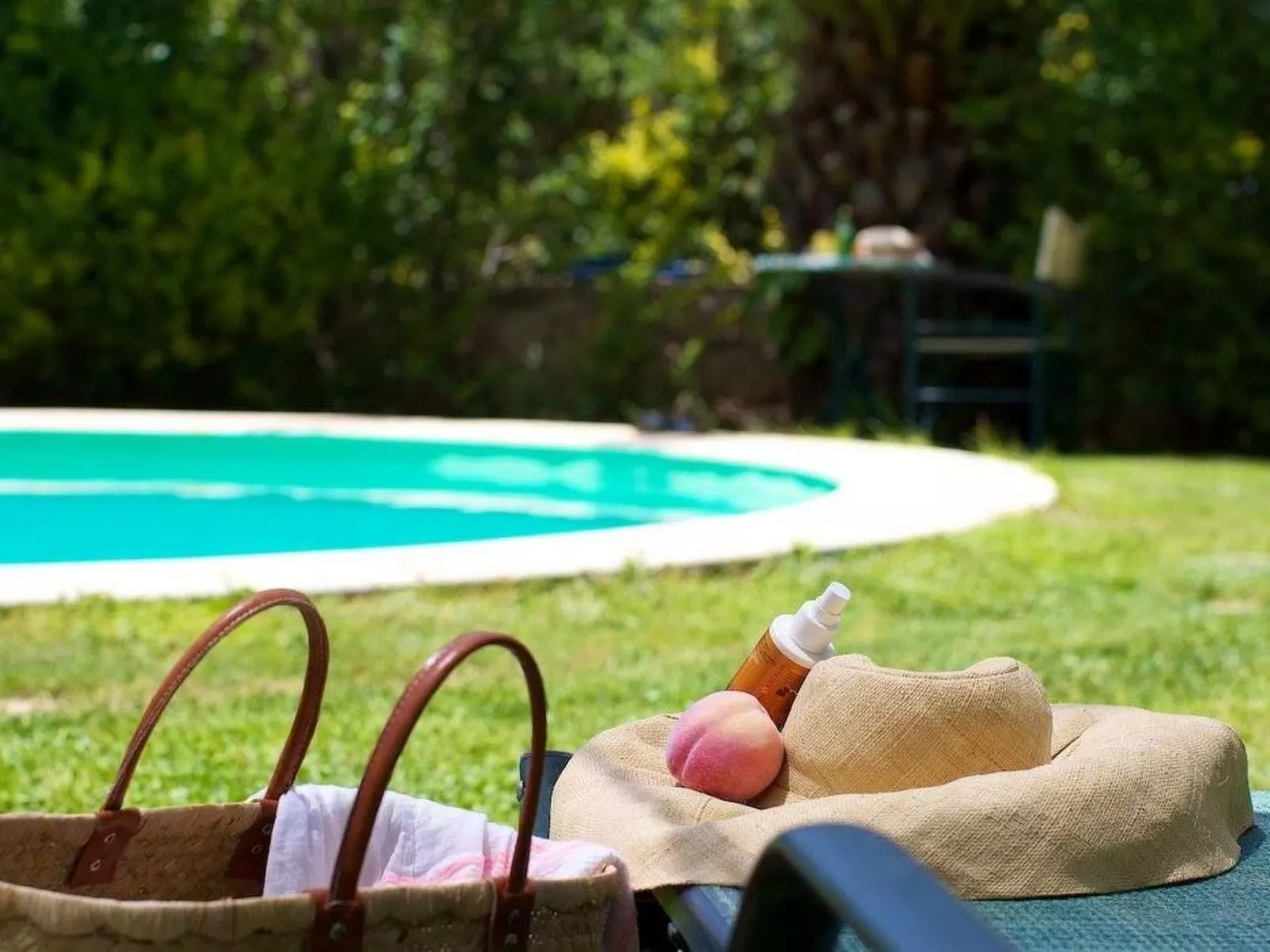 Erato-Image-tags.info