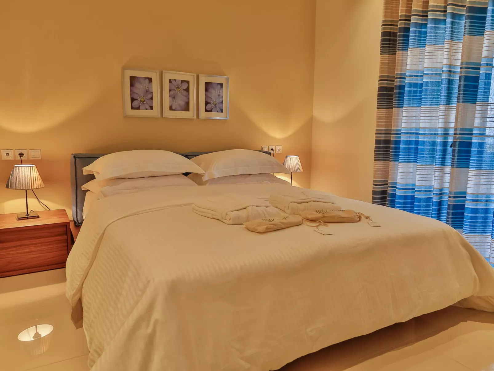 Mit Privatpool für 9 Personen ca. 200 m&sup2; in Pounta, Ägäis (Skiathos)-Dedans