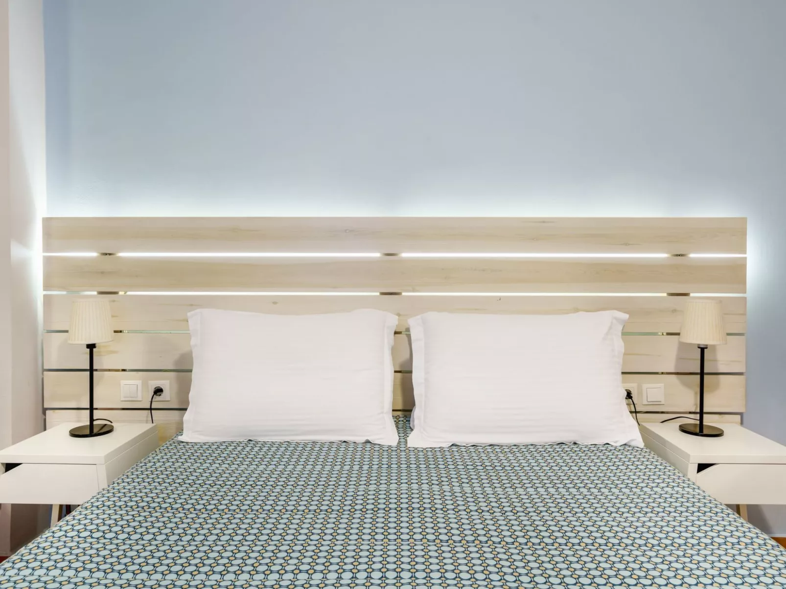 Villa aus Stein, privater Pool, BBQ 30m zum Strand-Drinnen