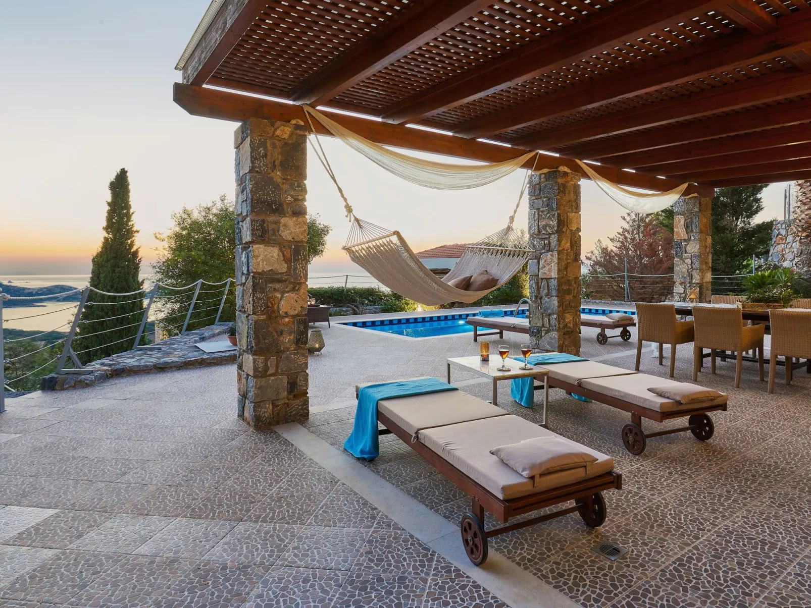 In Geropotamos mit Sonnenterrasse-Dedans