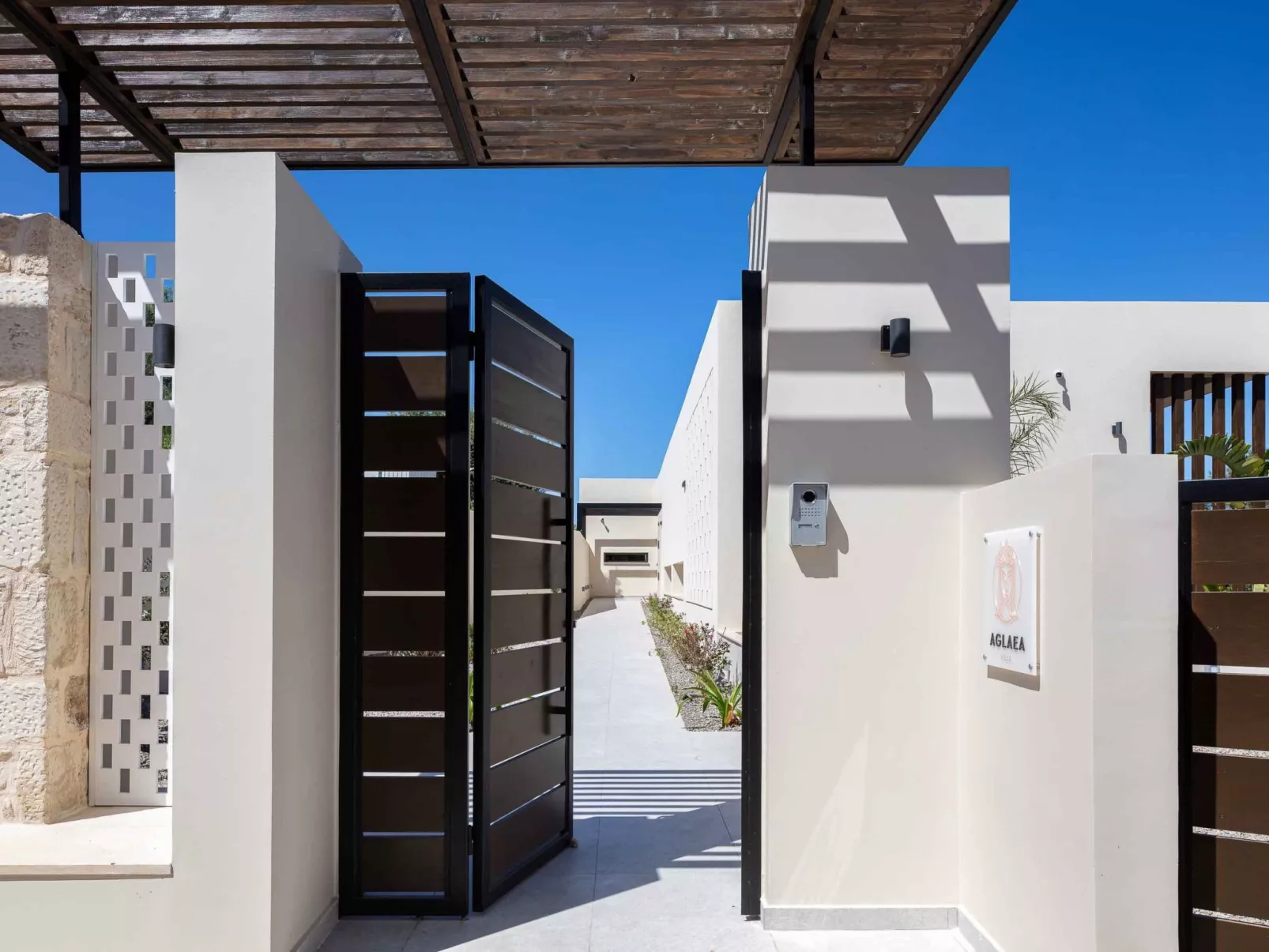 Villa Aglaea - Salzwasser-Pool und atemberaubender Meerblick-Draußen