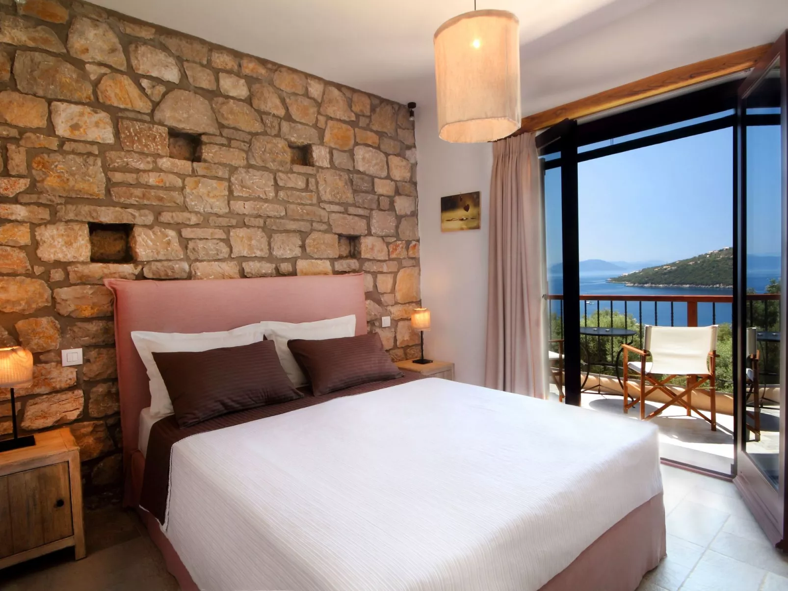 "Agapi" mit Infinity-Pool-Inside