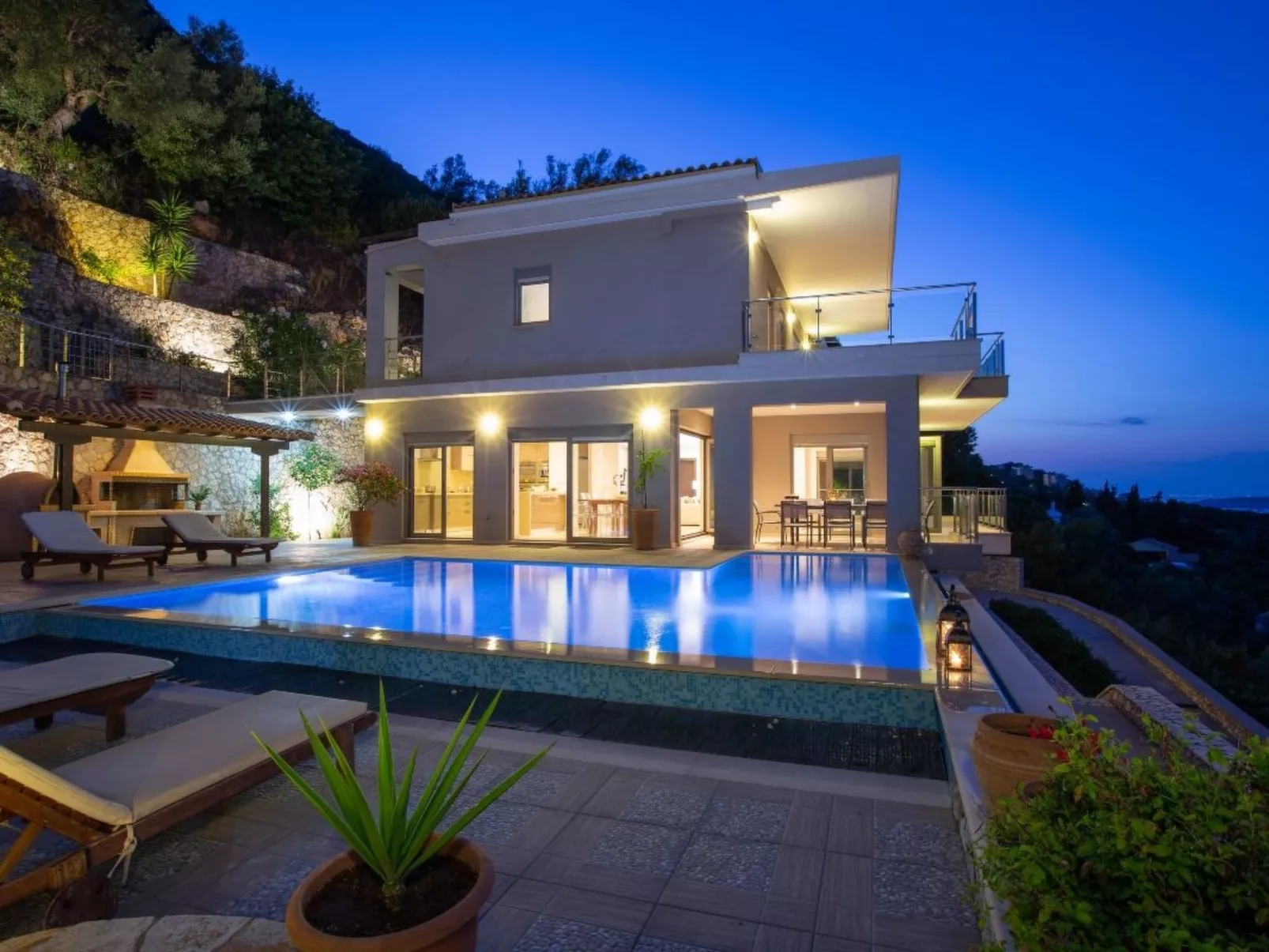 Villa Lilaea-Outside