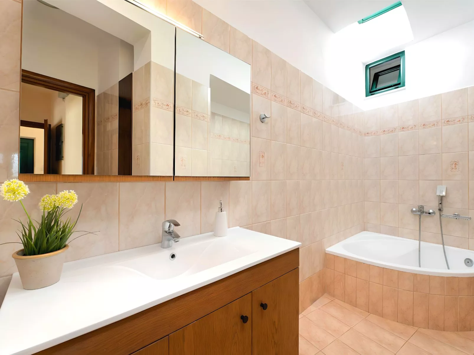 Eliomar Villa am Strand-Drinnen