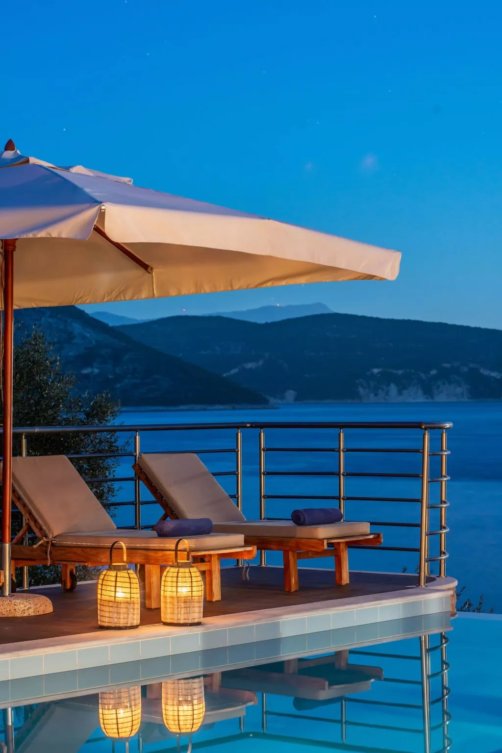 Marine Villa mit privatem Zugang zum Meer - Iris Villas-Dehors