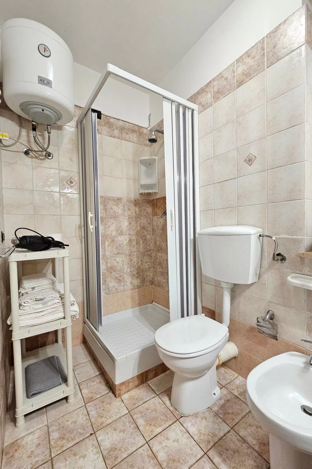 Helle mediterrane Villa mit Veranda und Garten-Dedans