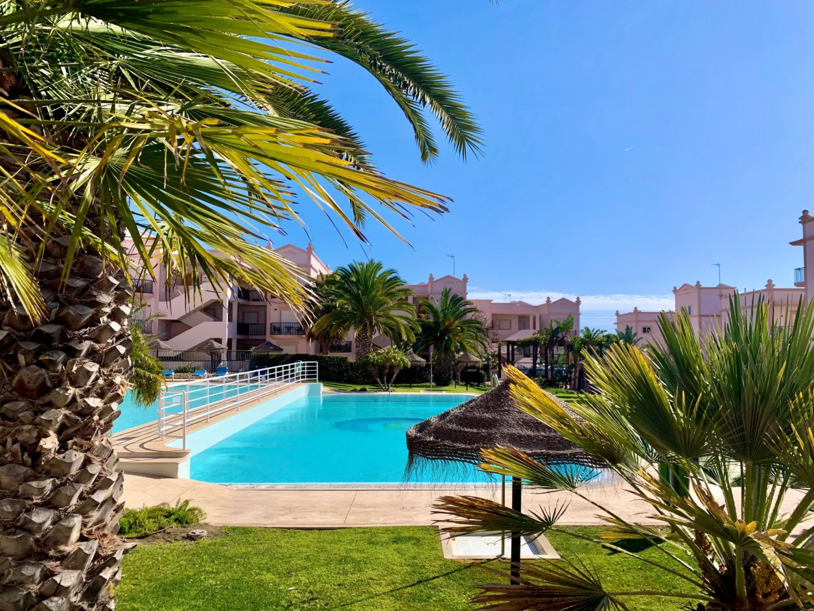 Wohnung mit Meerblick , mitten im Zentrum von Luz-Draußen