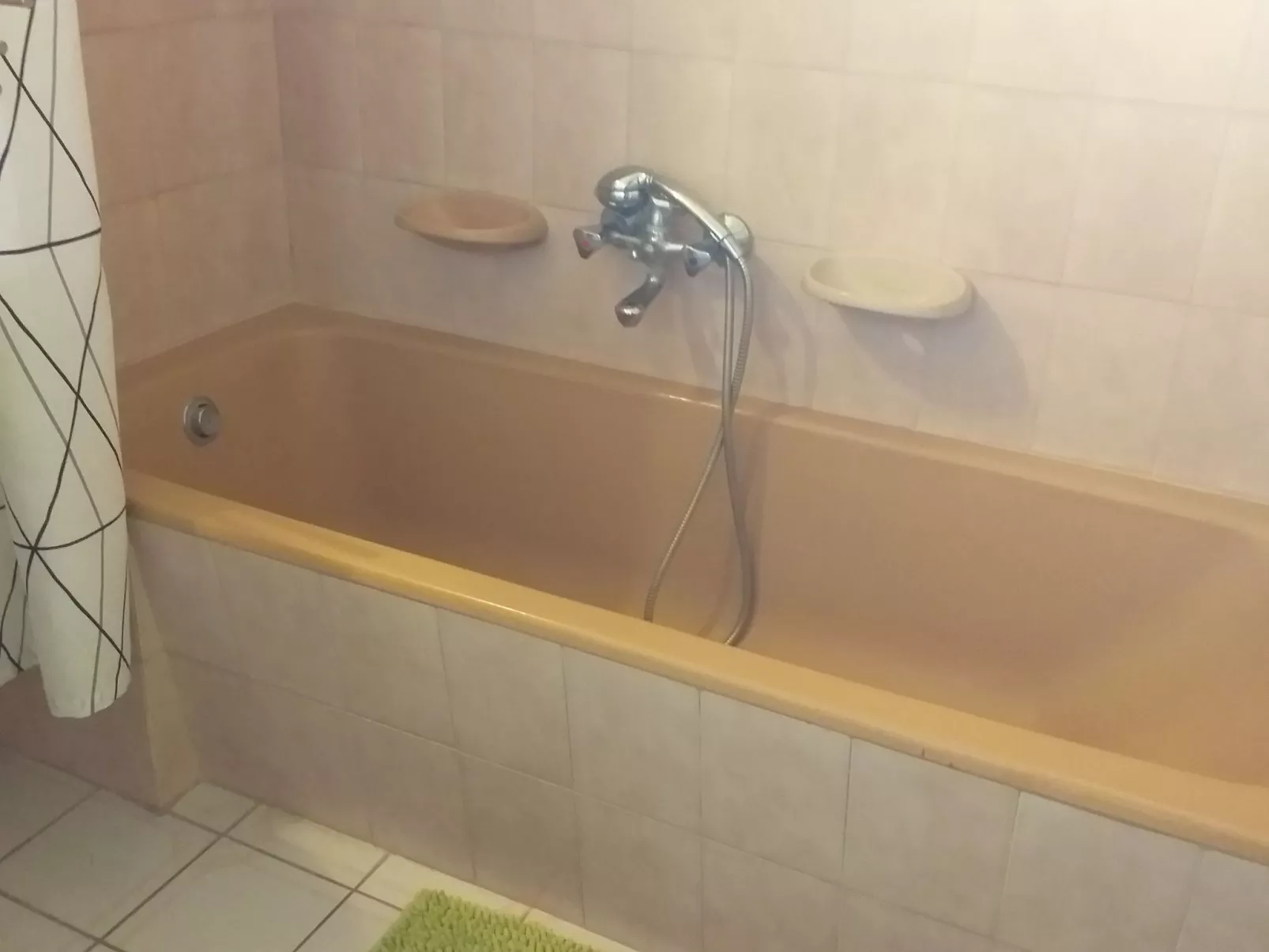 Bequem eingerichtetes Familienhaus für 8 Personen-Dedans