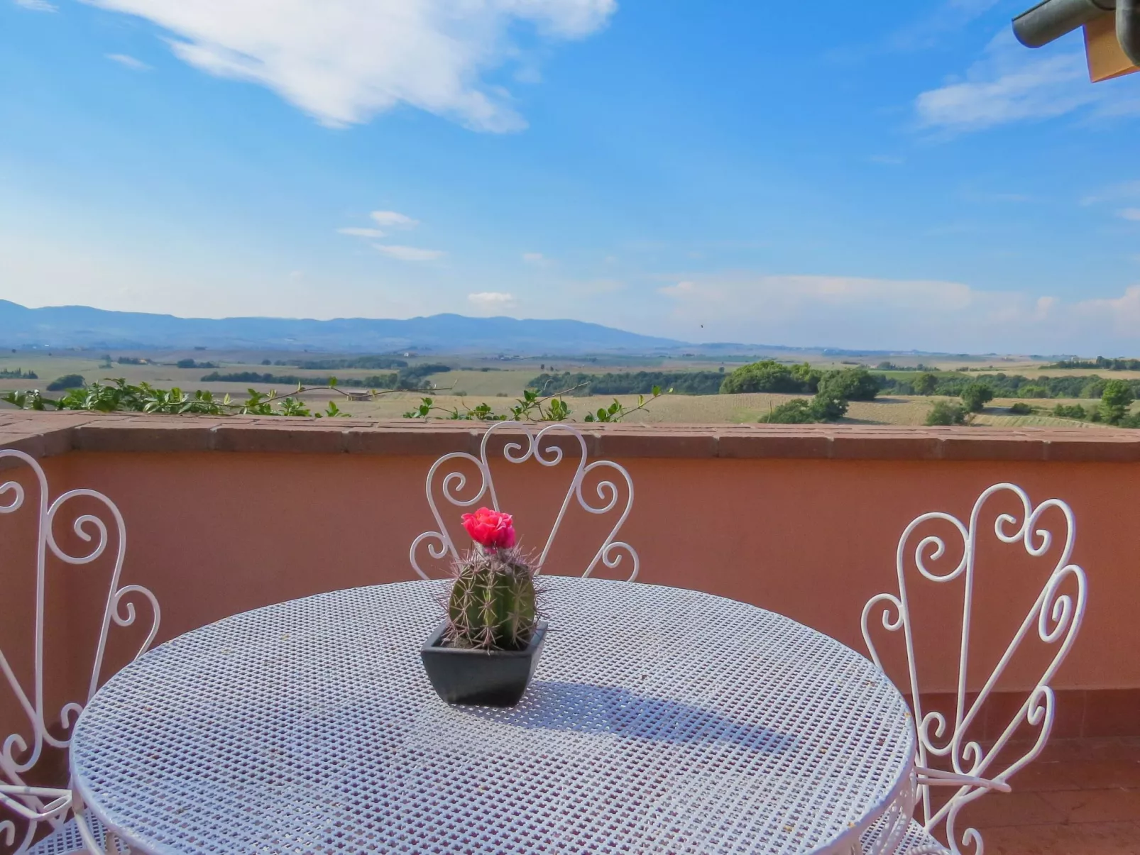 "Pieve pomaia Trilo5-Outside