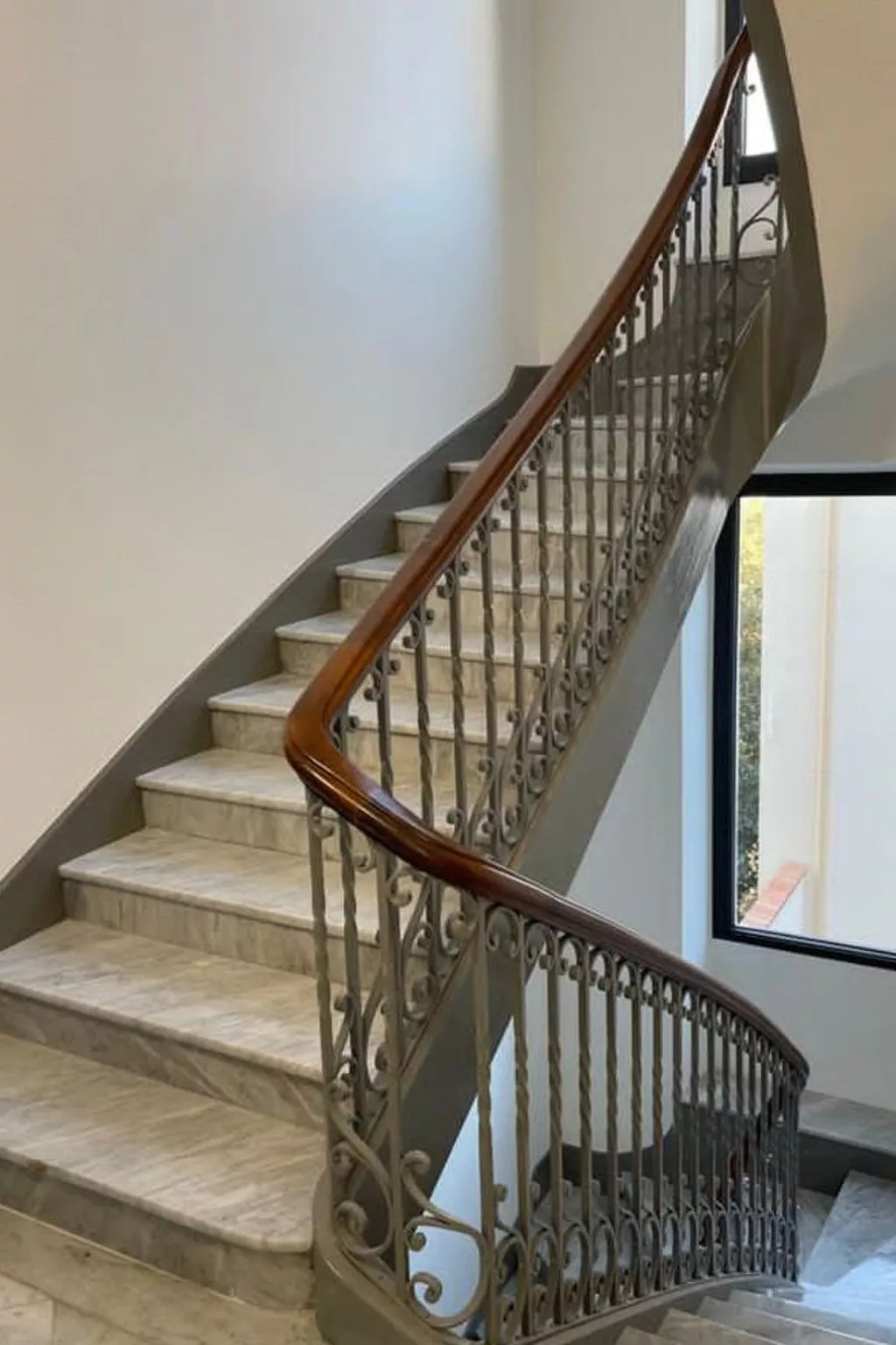 Palais Lucie Aurélie-Dedans