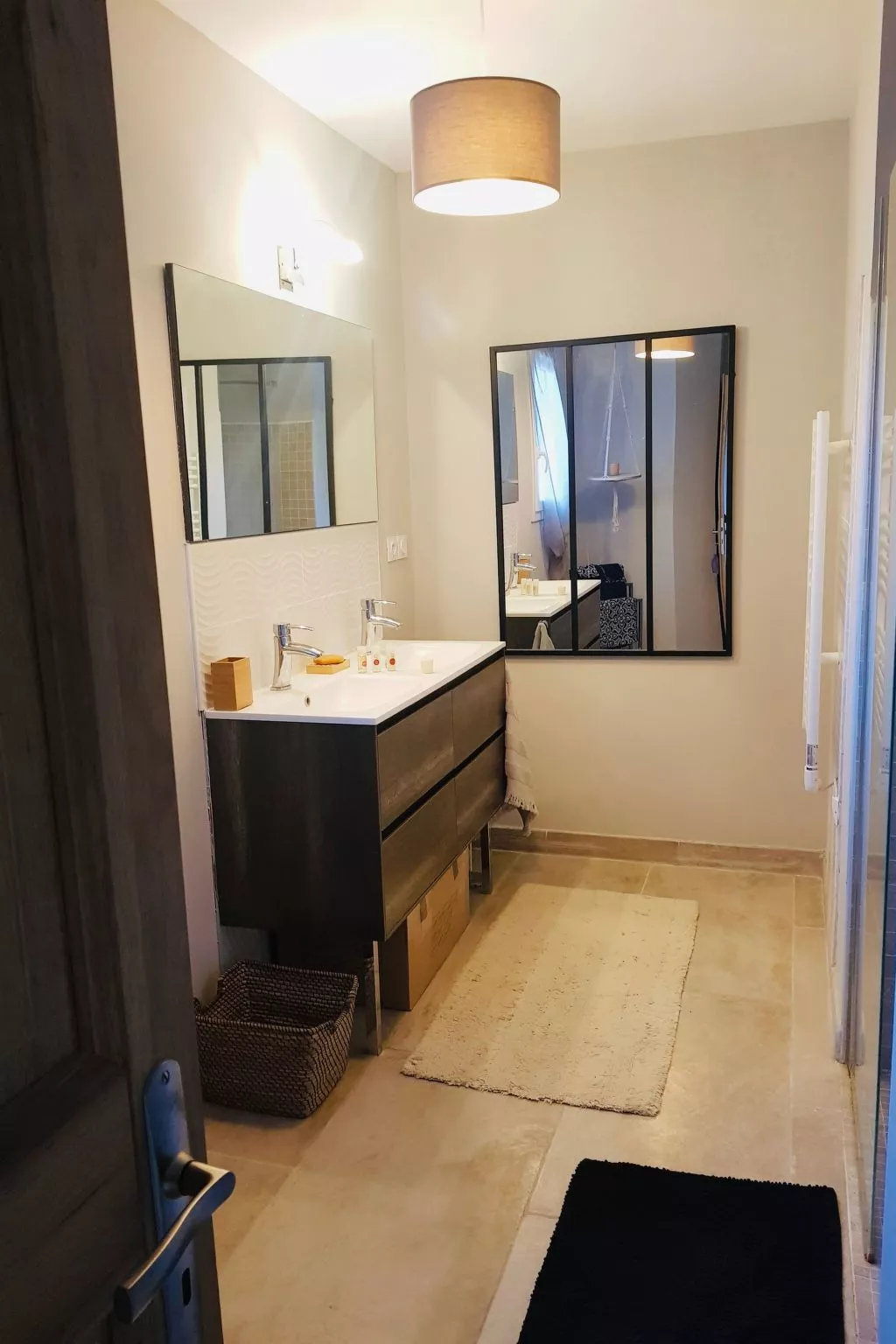 Cosy Pool 500m Stadtzentrum-Inside