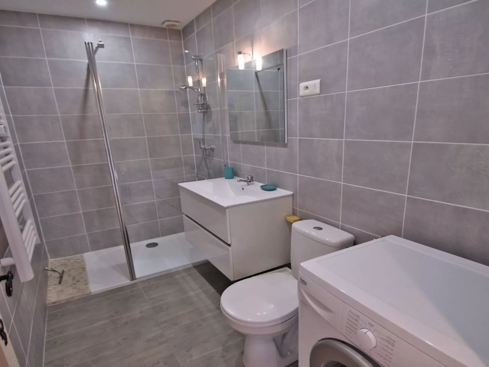 Appt T4 - 6 pers - Vue Mer - Piscine Résidence - Inside