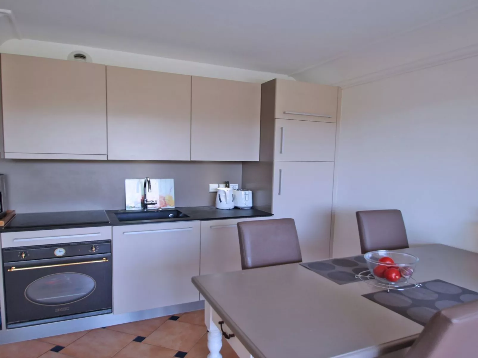 Appt 5 Pers - Piscine Résidence - Climatisation - Dedans