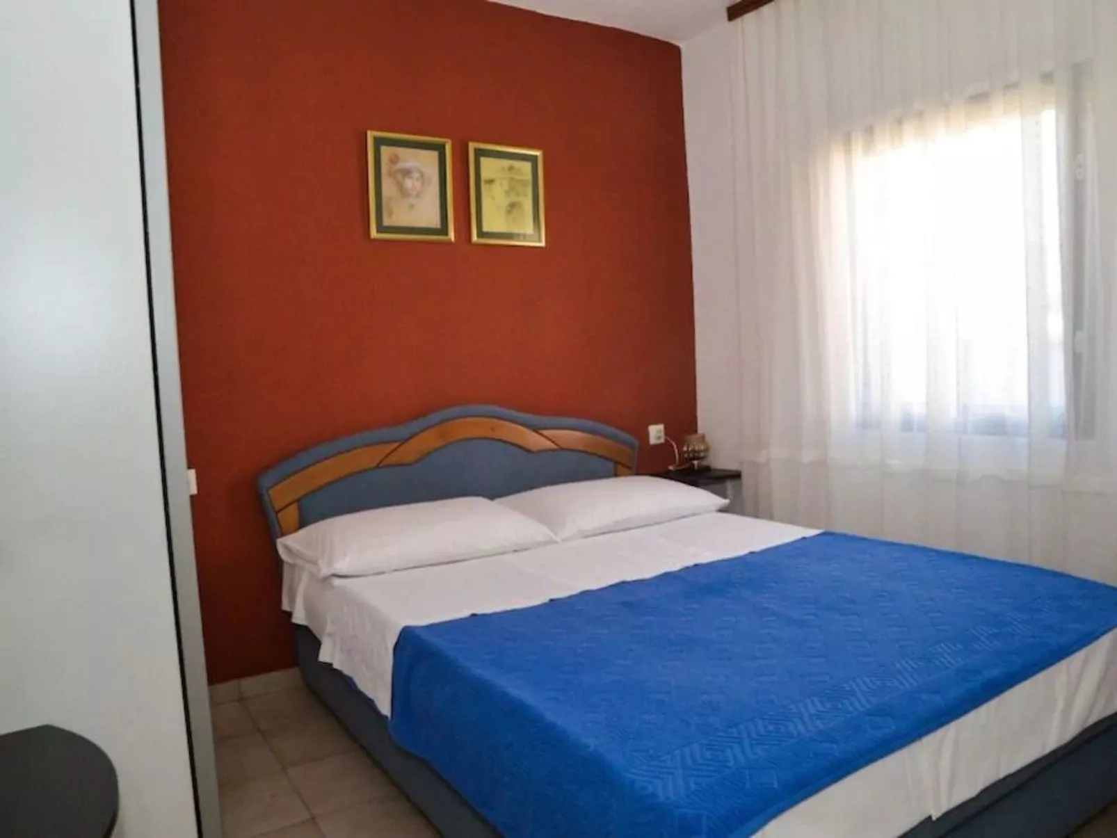 Charmante Wohnung in der Nähe des Sandstrandes-Image-tags.info