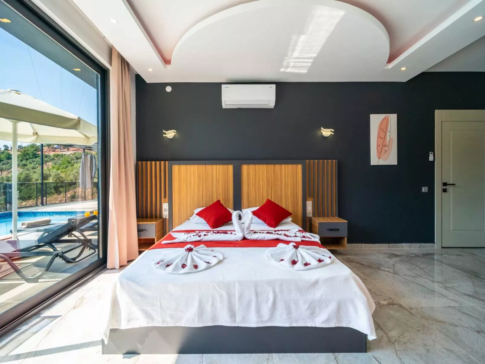 Luxuriöse Villa "Sard 3" mit Jacuzzi-Image-tags.info