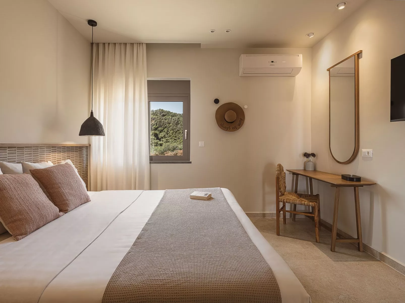 Villa Agali - ''Freier'' beheizter Pool, 70m zum Meer-Dedans