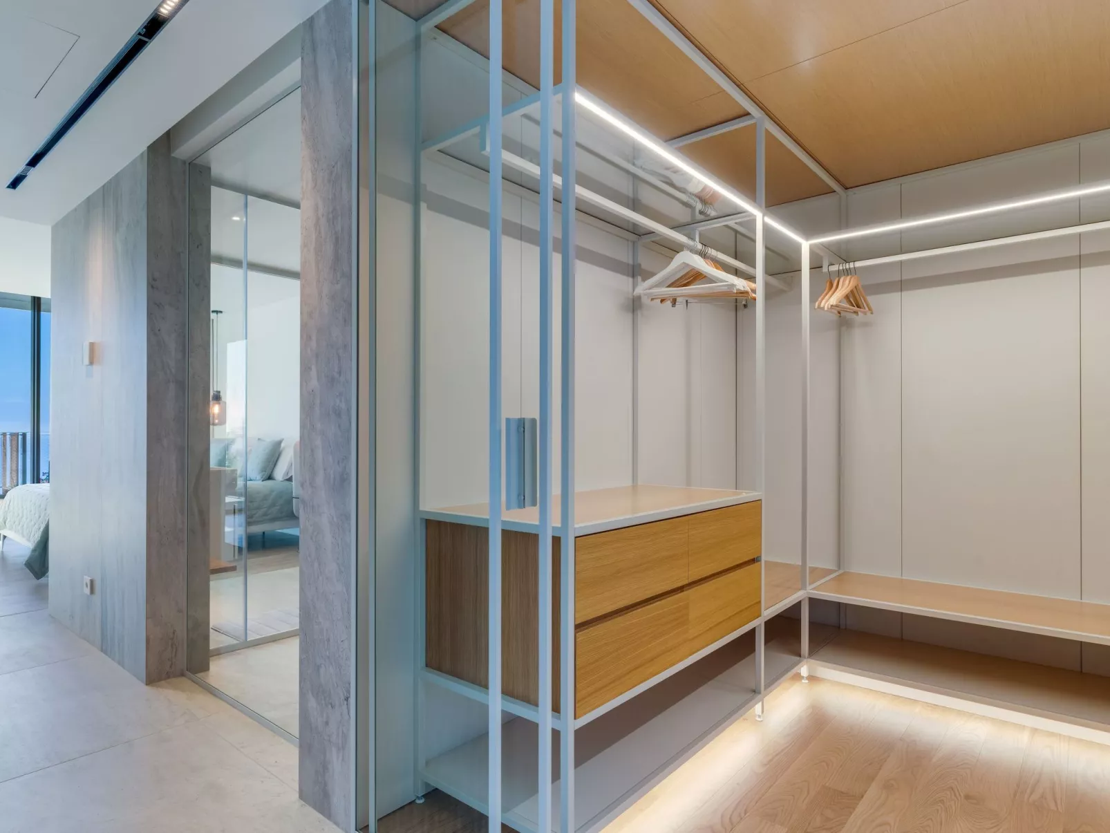 RJS Savoy Monumentalis-Inside