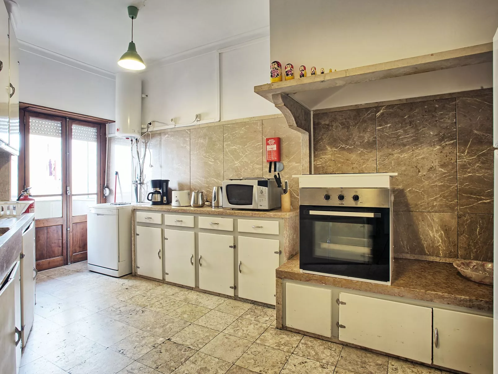 Studio für 17 Personen und 1 Kind in Lissabon-Inside