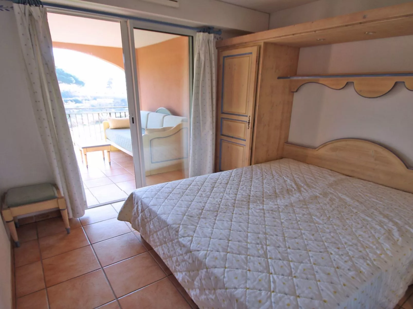 Appt 6 Pers - Piscine Résidence - Climatisation - Inside