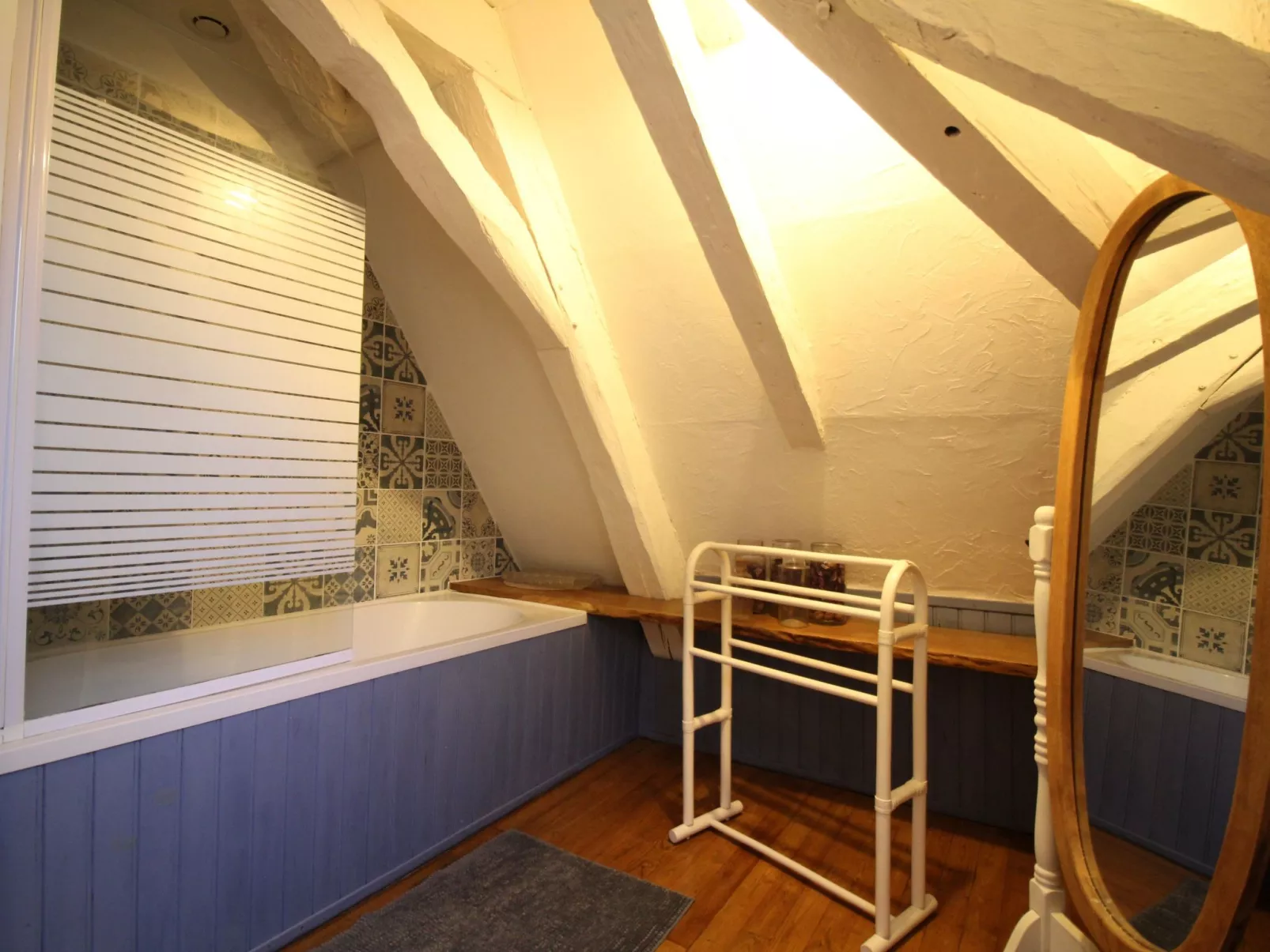 Komfort, Ruhe, privater Pool, EV-Ladestation-Dedans