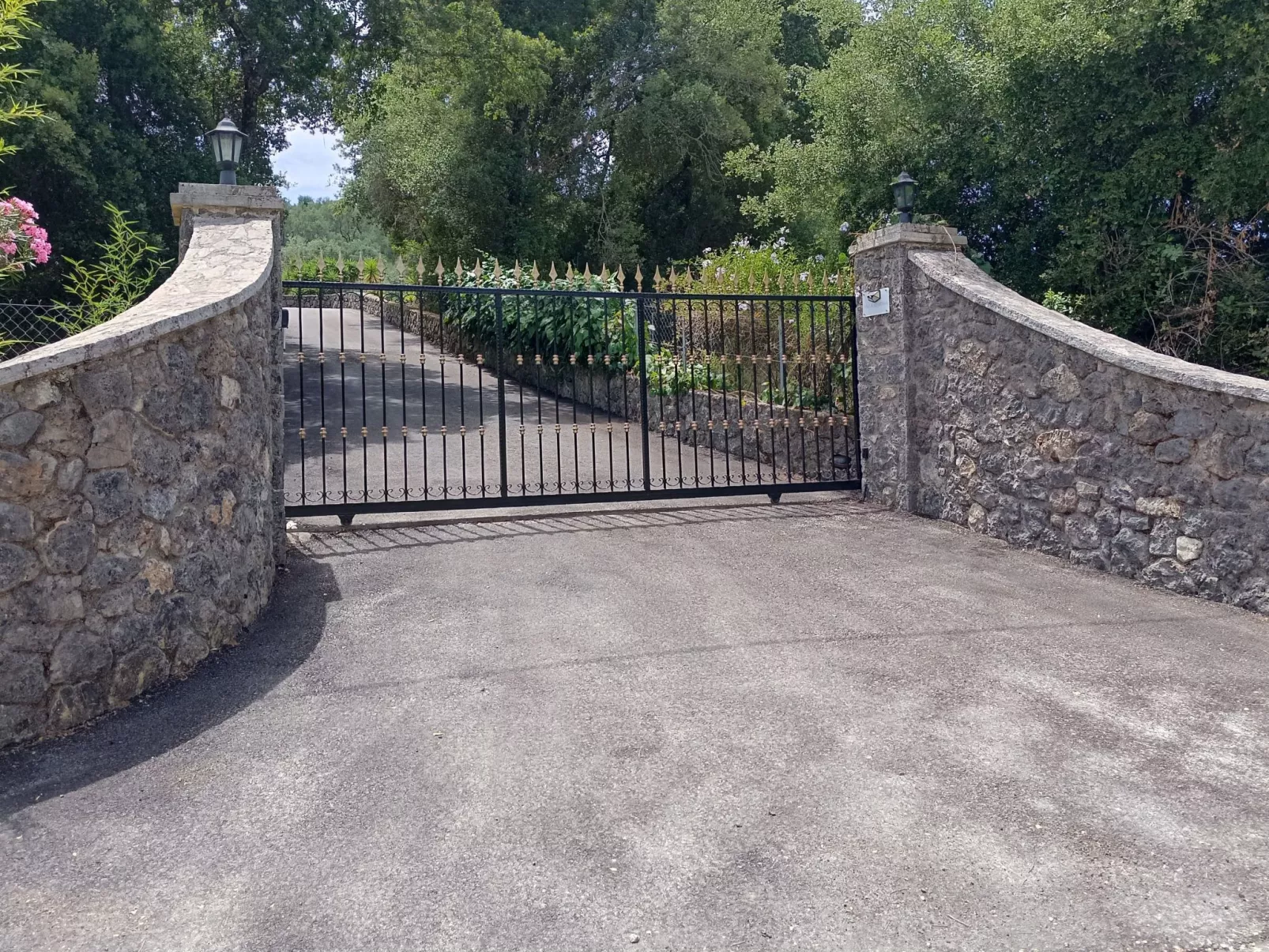 Ferienvilla "Villa kerkyra" mit eigenem Pool-Dehors