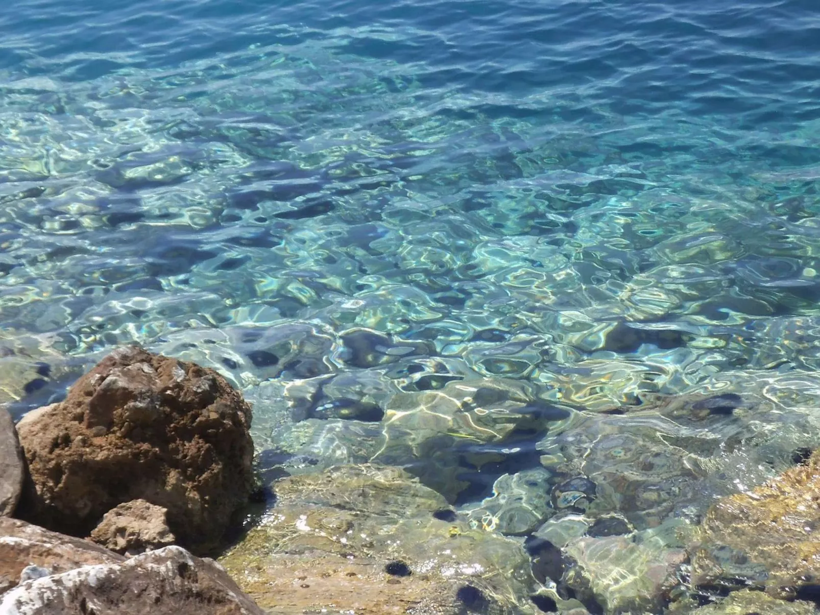 Finikas Garden Nikit-Draußen