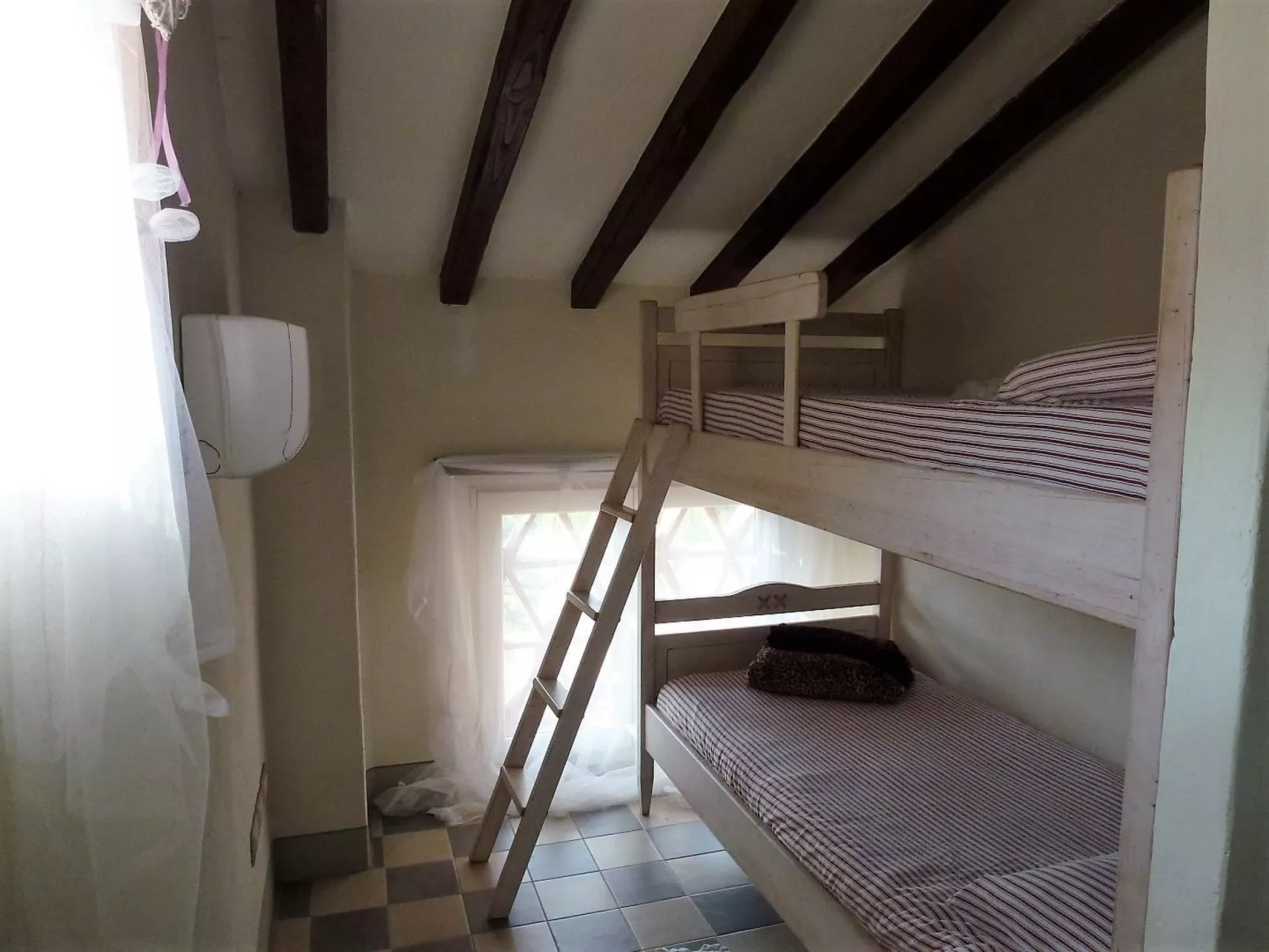 Rustico in schöner,ruhiger Lage mit Privatpool-Inside