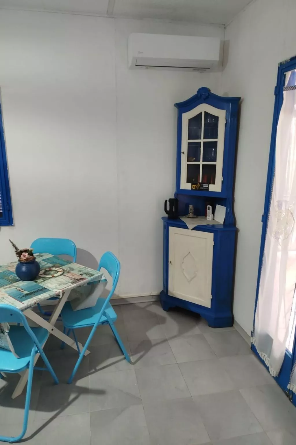 'Villetta mare' mit Blick aufs Wasser-Image-tags.info