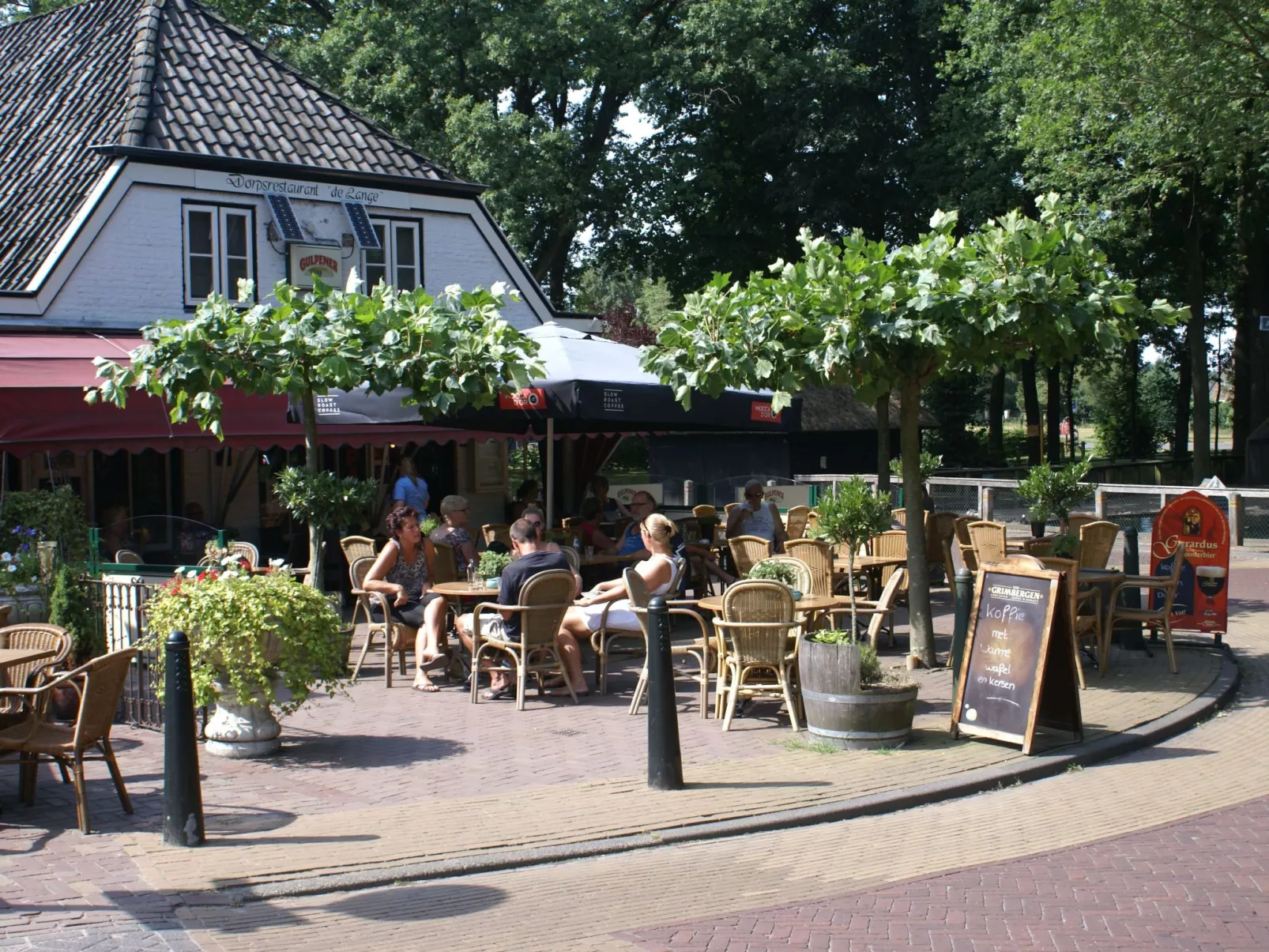 Geschmackvoll eingerichtetes Bauernhaus aus dem 19.-Dehors