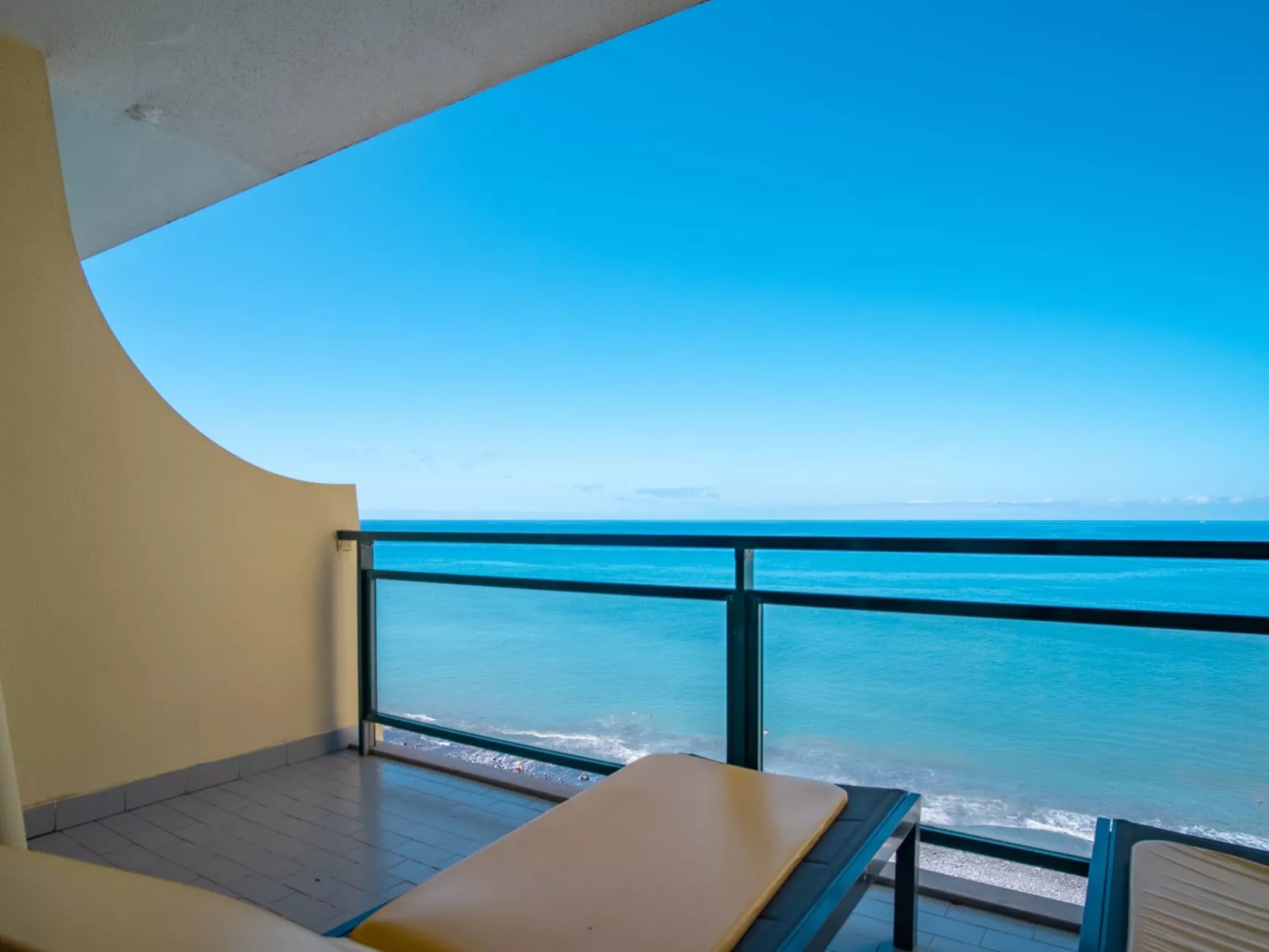 Für 4 Personen ca. 130 m&sup2; in São Martinho, Madeira (Südküste von Madeira)-Image-tags.info