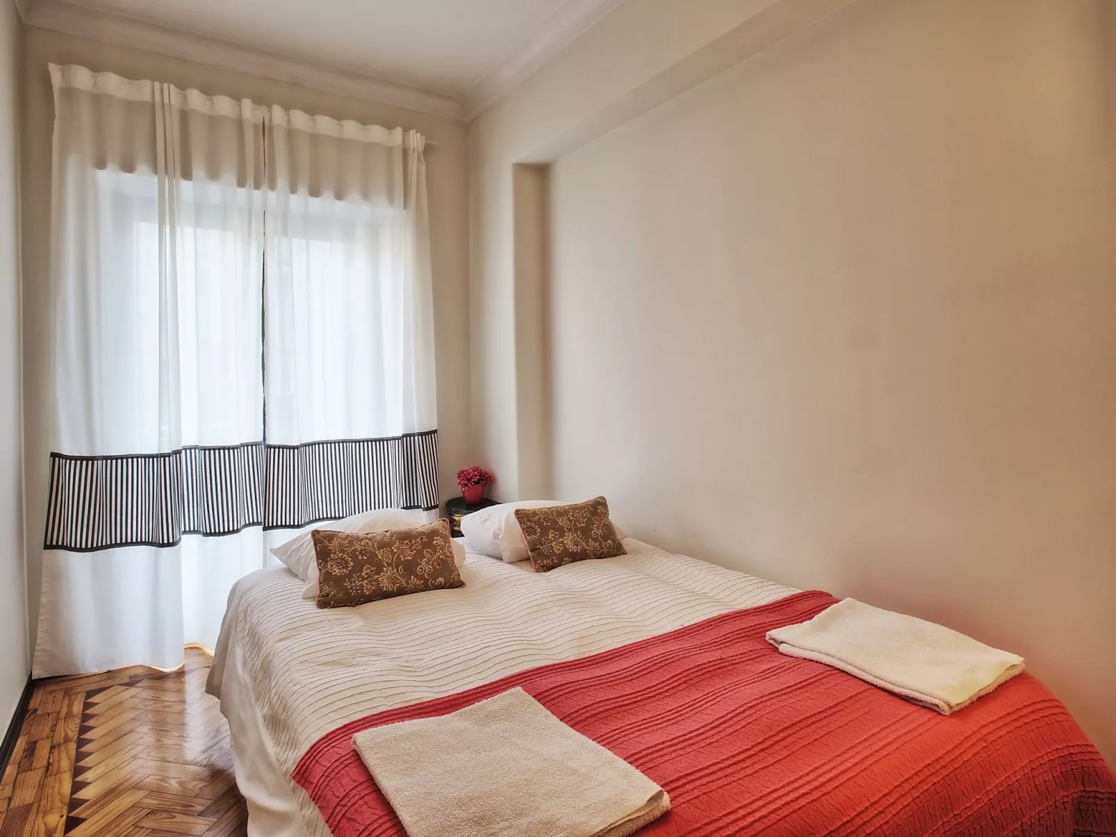 Apollonia 3-Image-tags.info