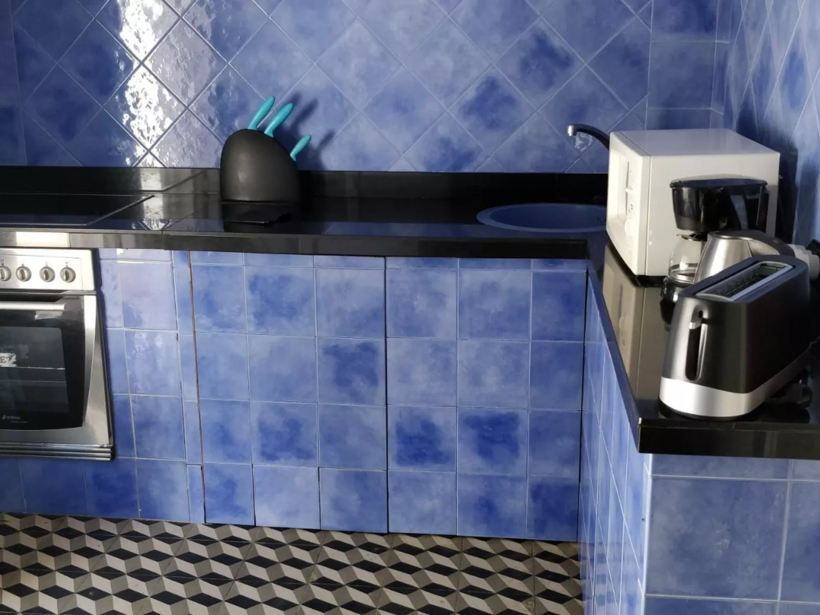 Einzigartige Lage, atemberaubende Aussicht, Leben in der Natur.-Dedans