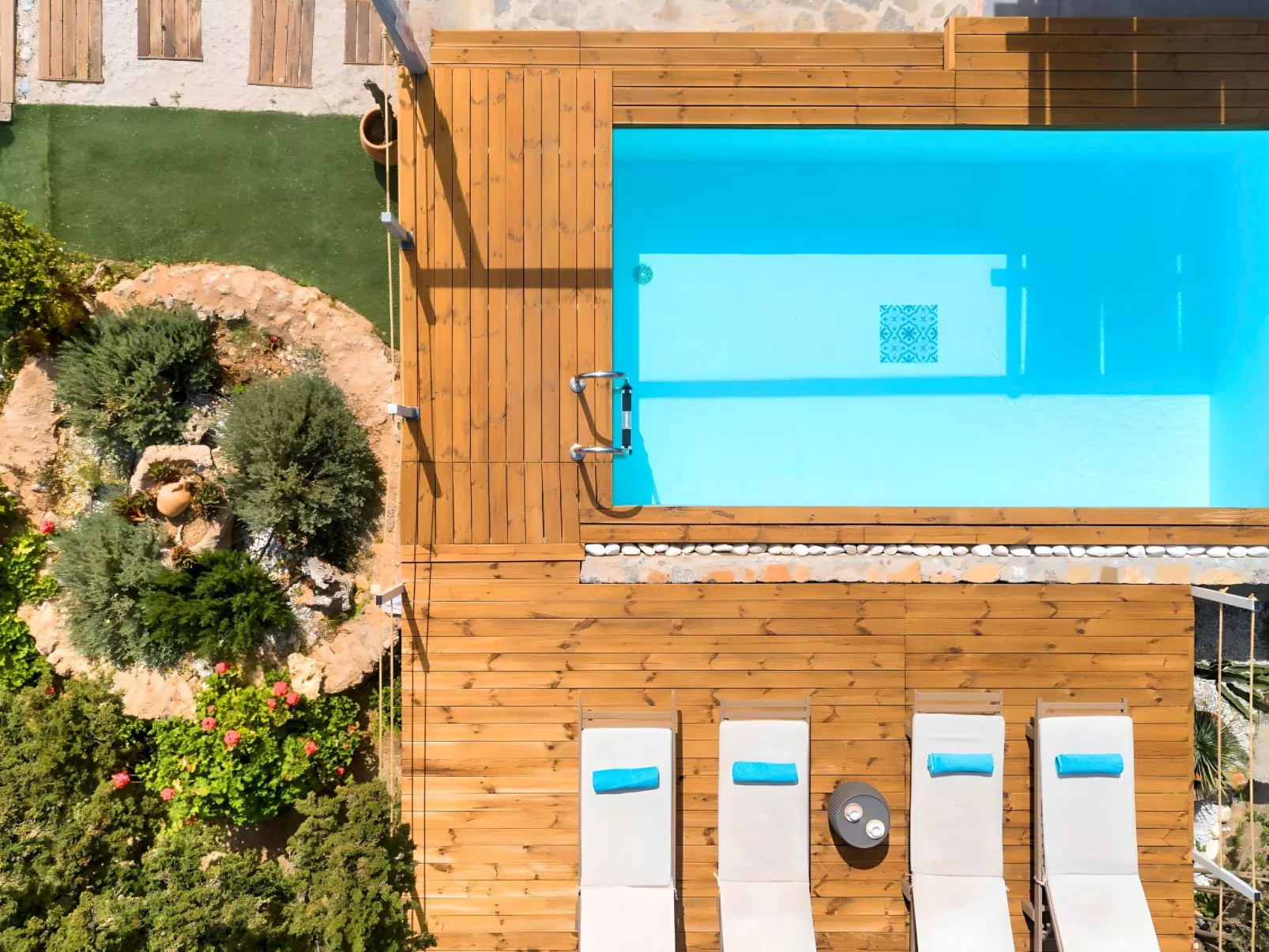 "Cretan Lodge" mit Blick auf das Wasser