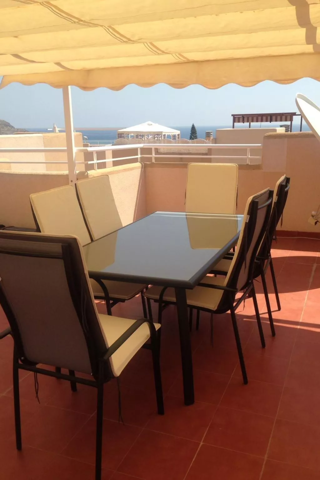 Wohnung mit Dachterrasse-Image-tags.info