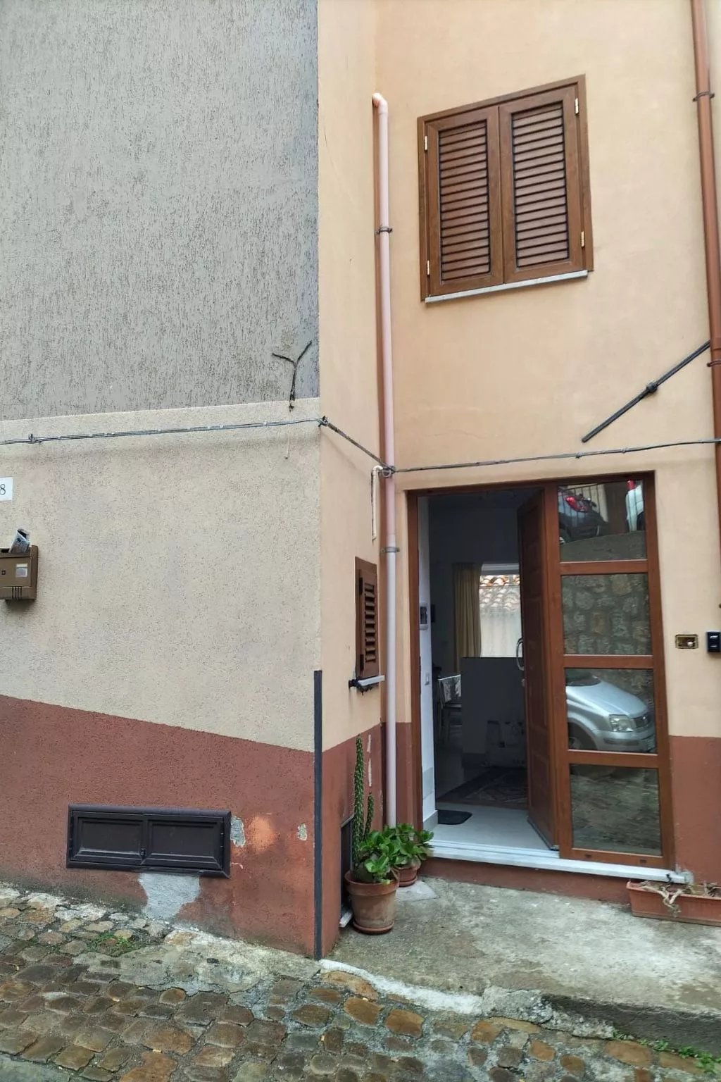 Wohnung mit Balkon-Image-tags.info