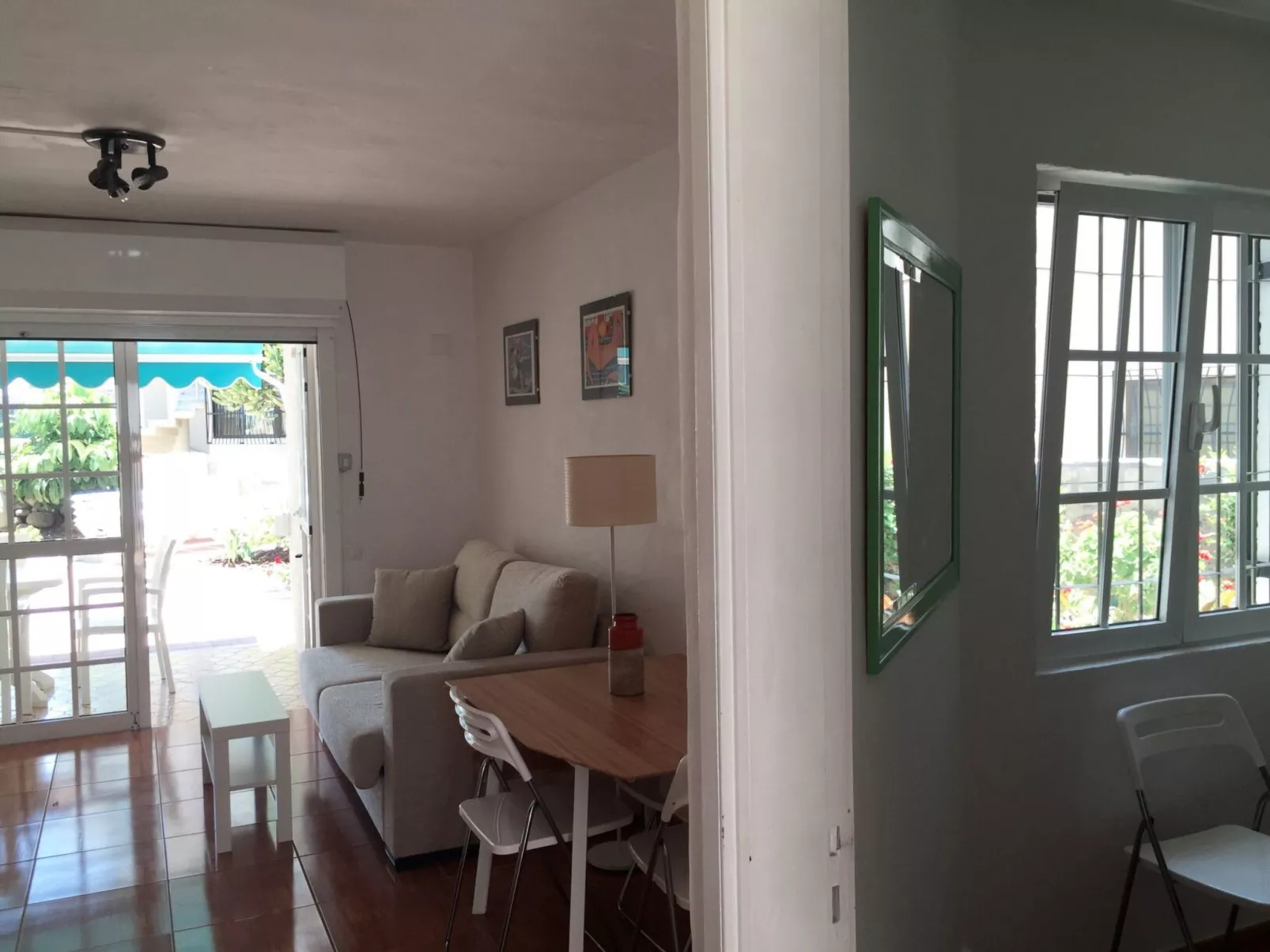 Wohnung direkt am Strand-Drinnen