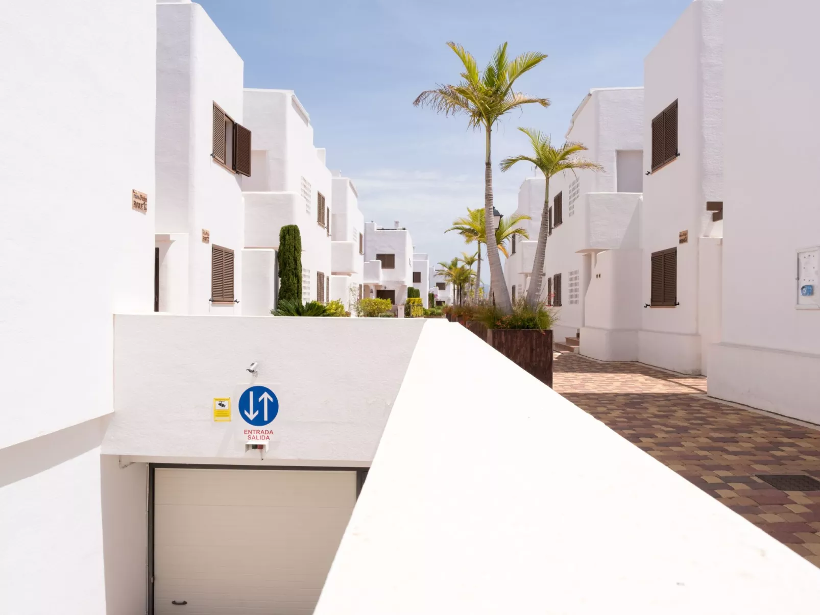 Entspannungs- und Aktivitätsumgebung - E-Ladegerät-Draußen